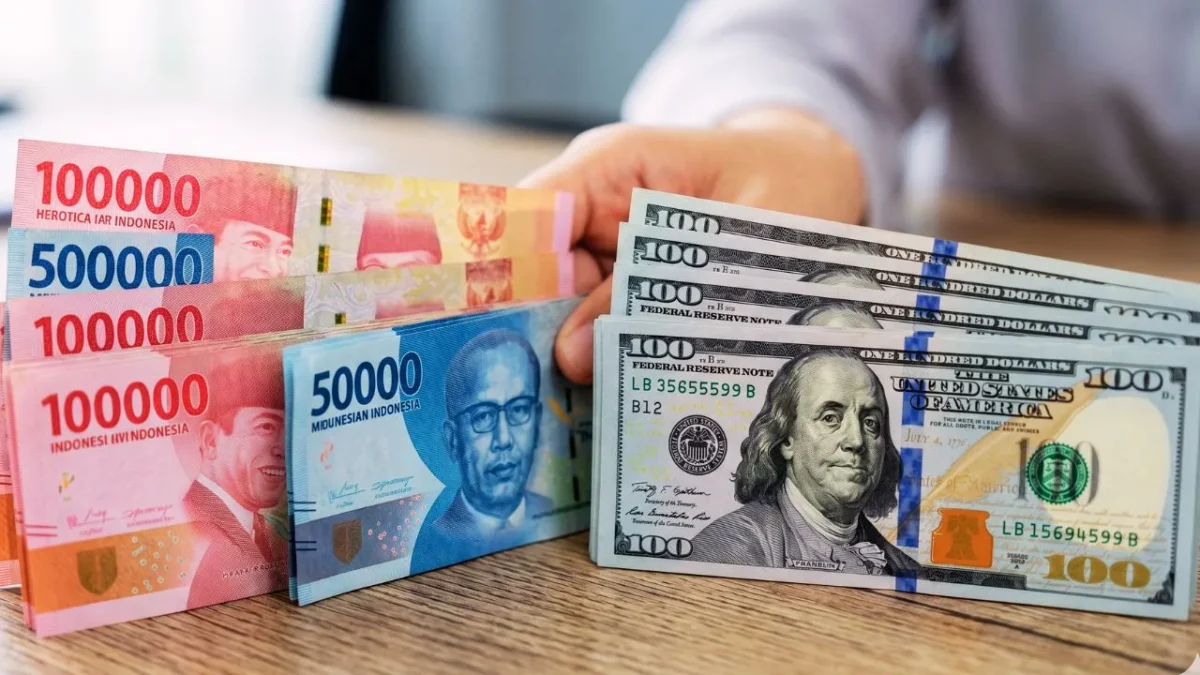 Ilustrasi. Rupiah Melemah ke Rp18.010 per Dolar AS, Pasar Masih Fluktuatif (Foto: Ai)