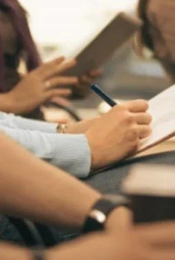 Kemenkes Buka Pendaftaran Beasiswa SEHAT 2026, Cek Syaratnya