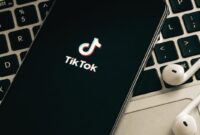 TikTok Perkuat Transparansi Konten AI dan Hapus Akun Palsu (Foto: medcom)