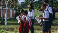Panduan Lengkap Seragam Sekolah SD hingga SMK Tahun Ajaran 2026 (Foto: DOK Pexel/medcom)