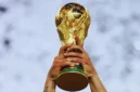 Trofi Piala Dunia Terbuat dari Emas Asli? Ini Faktanya (Foto: AFP/bola)