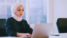 Ilustrasi. Daftar Pekerjaan Gaji Rp 100 Juta di Indonesia Terbaru (Foto: Getty Images/Rifka Hayati/detikfinance)