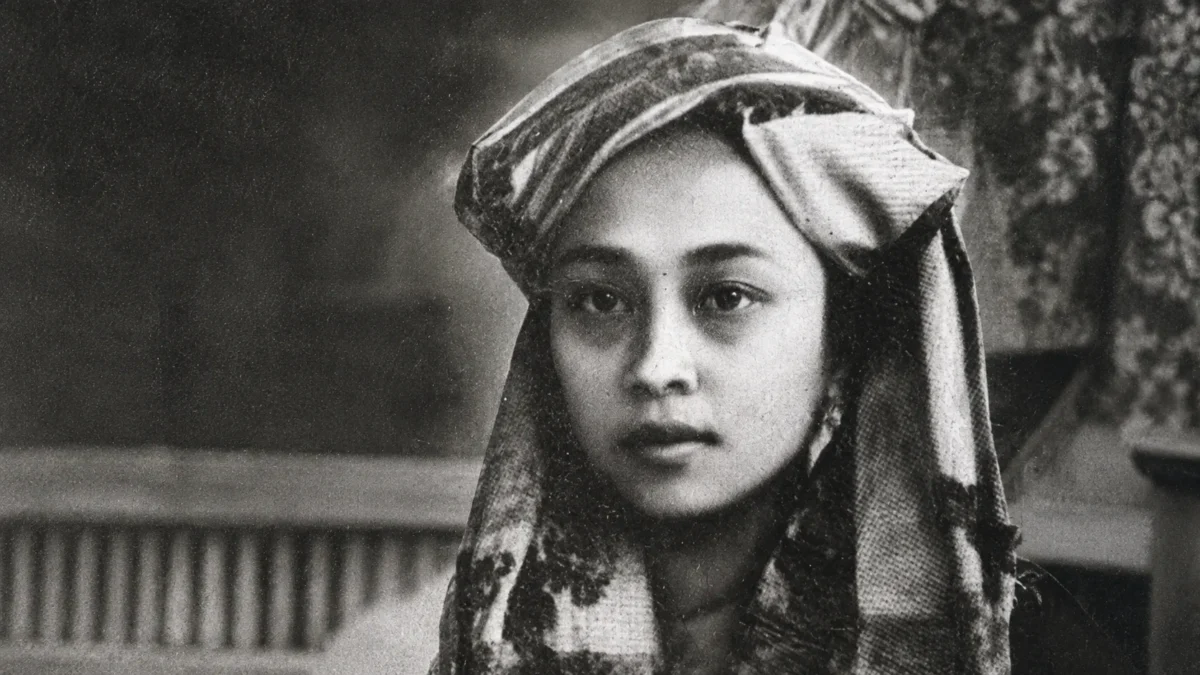Roehana Koeddoes, Perempuan yang Mengubah Perjuangan Lewat Pena (Foto: Wikipedia)