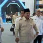 Presiden Prabowo Subianto saat meninjau dan meresmikan peluncuran Motor Listrik Nasional Beserta Ekosistem Pendukungnya (Foto: Tangkapan Layar Youtube Sekretariat Presiden)