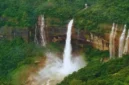 Curug Minger di Lereng Gunung Slamet Tawarkan Suasana Sejuk (Foto:  wisatalombok.co.id/britainaja.com)
