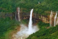 Curug Minger di Lereng Gunung Slamet Tawarkan Suasana Sejuk (Foto:  wisatalombok.co.id/britainaja.com)