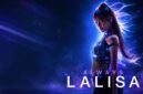 Poster film dokumenter Always LALISA menampilkan Lisa BLACKPINK dalam balutan busana panggung dengan latar cahaya biru dan ungu. (Foto: X/@CGV_ID/medcom)