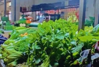 Aktivitas pedagang sayuran di pasar tradisional Kota Jambi di tengah berkurangnya pasokan akibat kemarau.